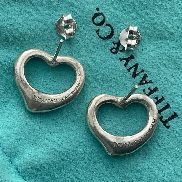 Tiffany & Co. Silver Heart Earrings - Picture 4 of 8